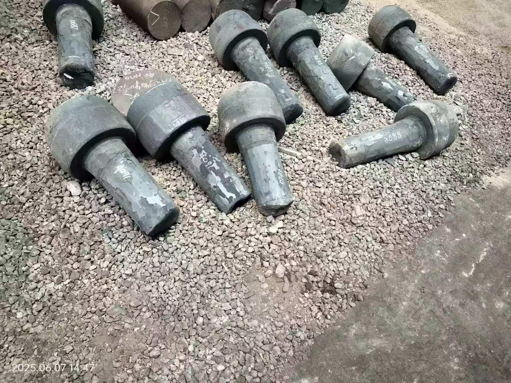 तापक्रम र दबाब नियन्त्रण गरेर उड्डयन फोर्जिङको प्रदर्शन कसरी सुधार गर्ने तापक्रम र दबाब नियन्त्रण गरेर उड्डयन फोर्जिङको प्रदर्शन कसरी सुधार गर्ने